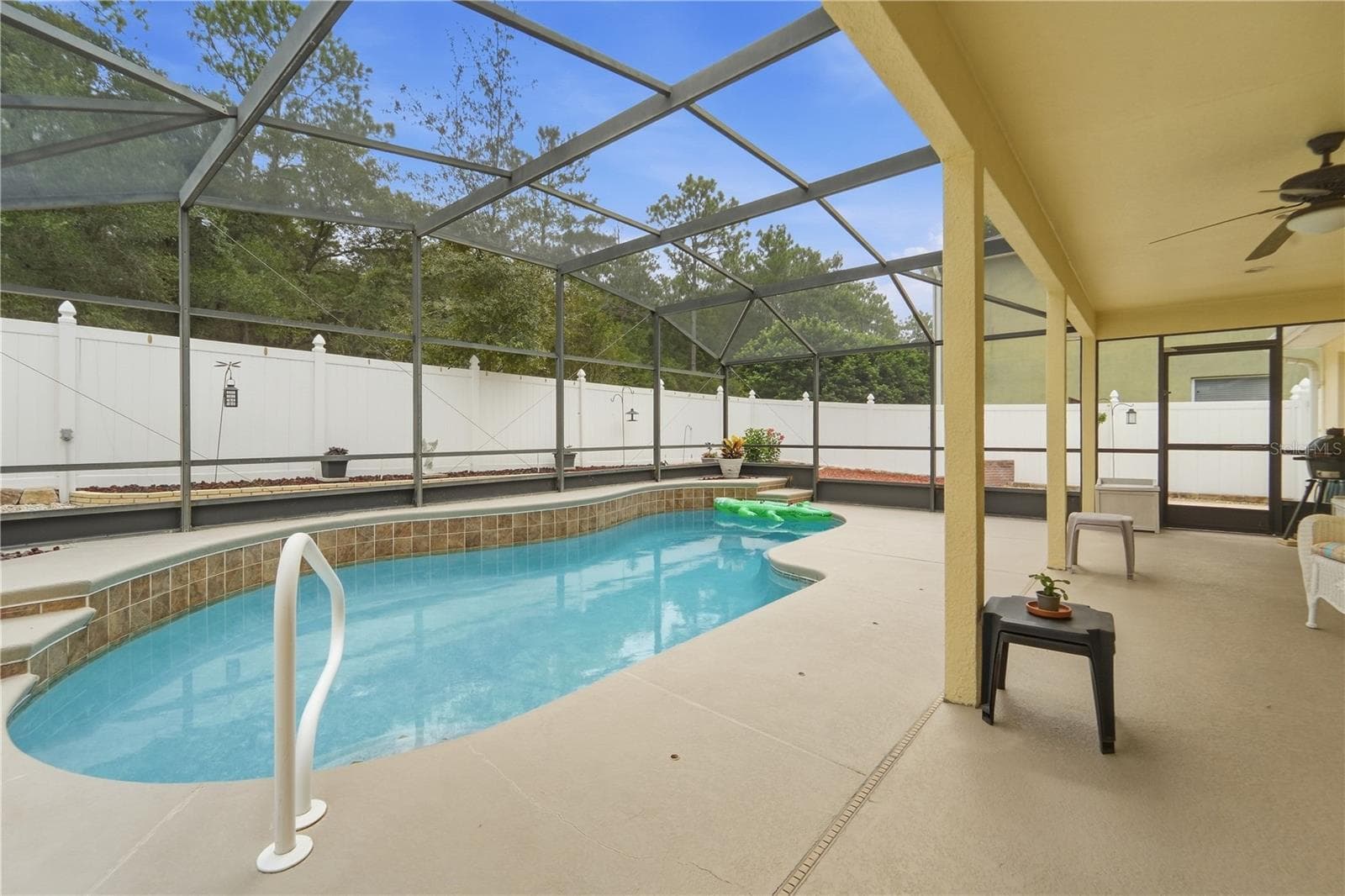 Perfect size pool for enjoying a swim and entertaining. Resurfaced in 2018. - 1420 BENT OAKS BLVD, DELAND