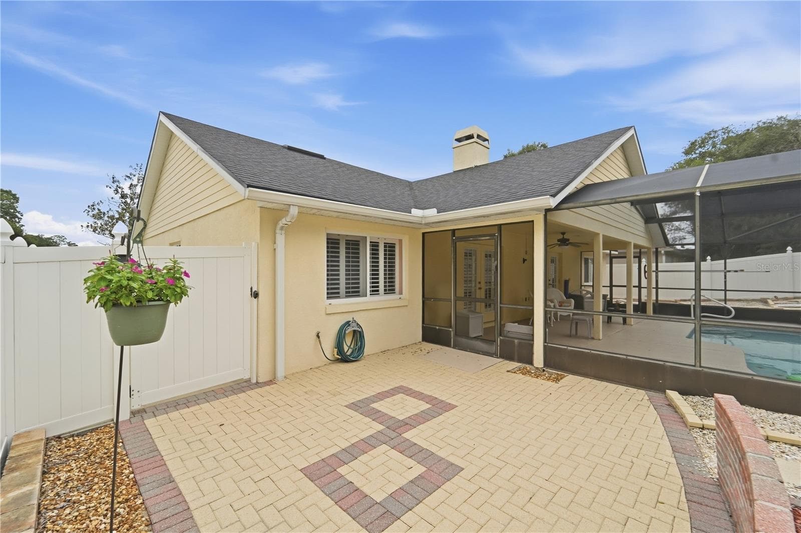 Pavered "courtyard" - 1420 BENT OAKS BLVD, DELAND