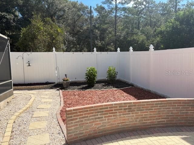 Low maintenance gardening! - 1420 BENT OAKS BLVD, DELAND