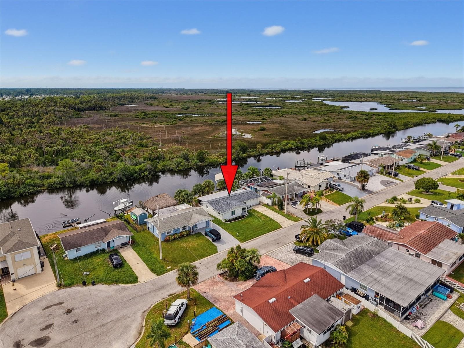 ONLY A SELECT FEW HOMES HAVE THIS VIEW - 6618 LEESIDE ISLE, HUDSON