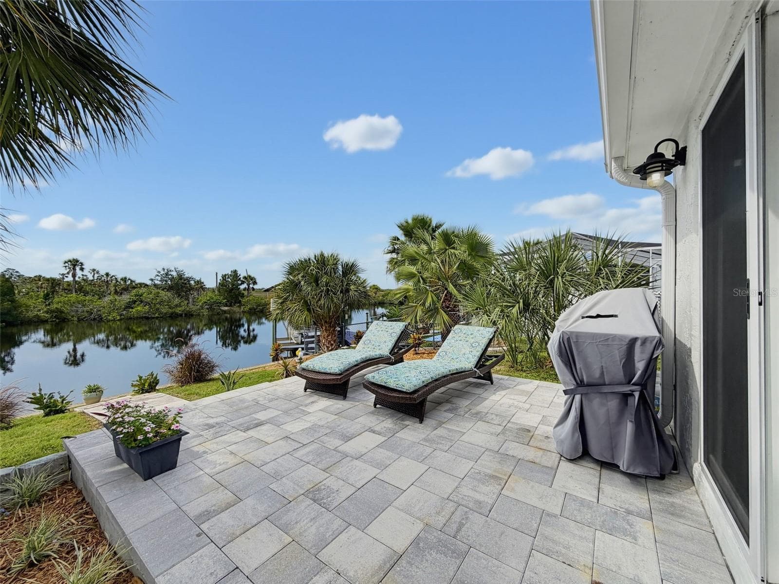 LIFE IS GOOD - 6618 LEESIDE ISLE, HUDSON