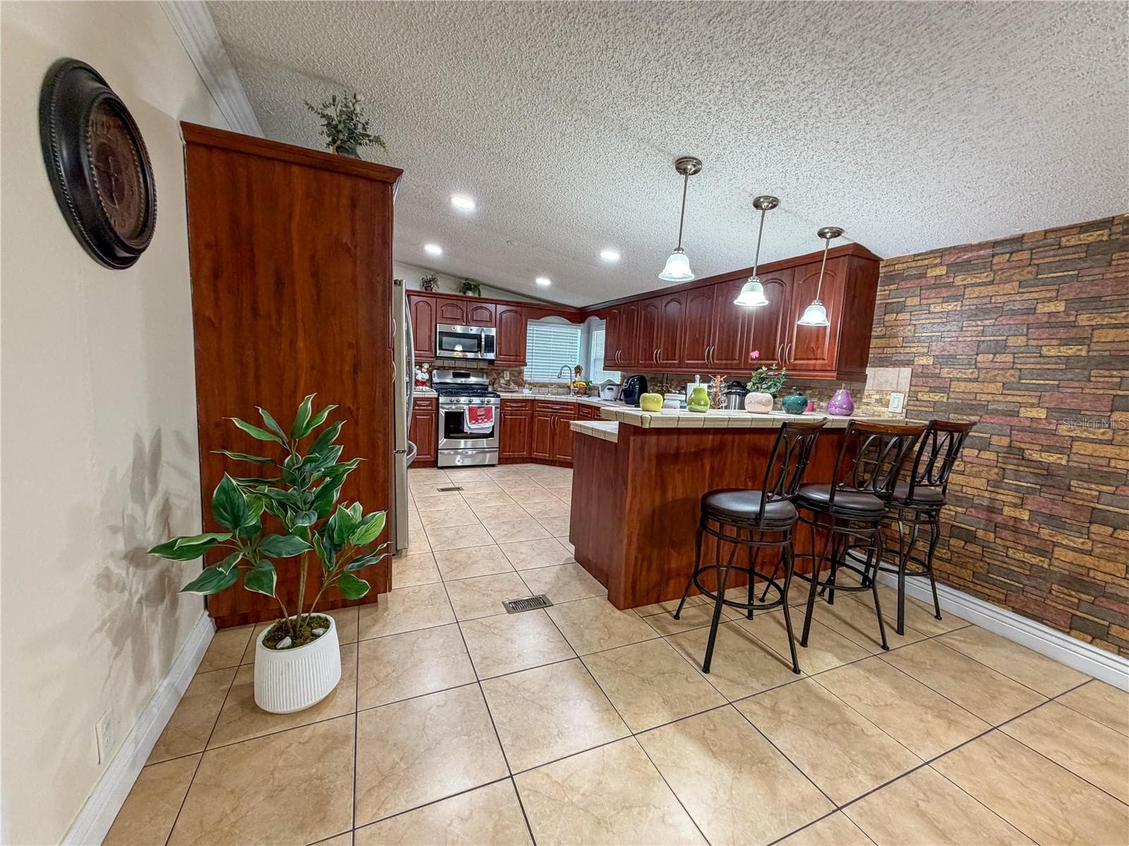 Manufactured Home at 7485 SW 19TH PL, OCALA, photo 16 of 31