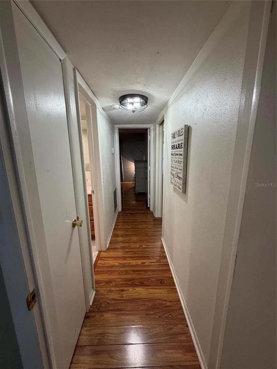 Condominium at 200 GLENNES LN #114, DUNEDIN, photo 23 of 39