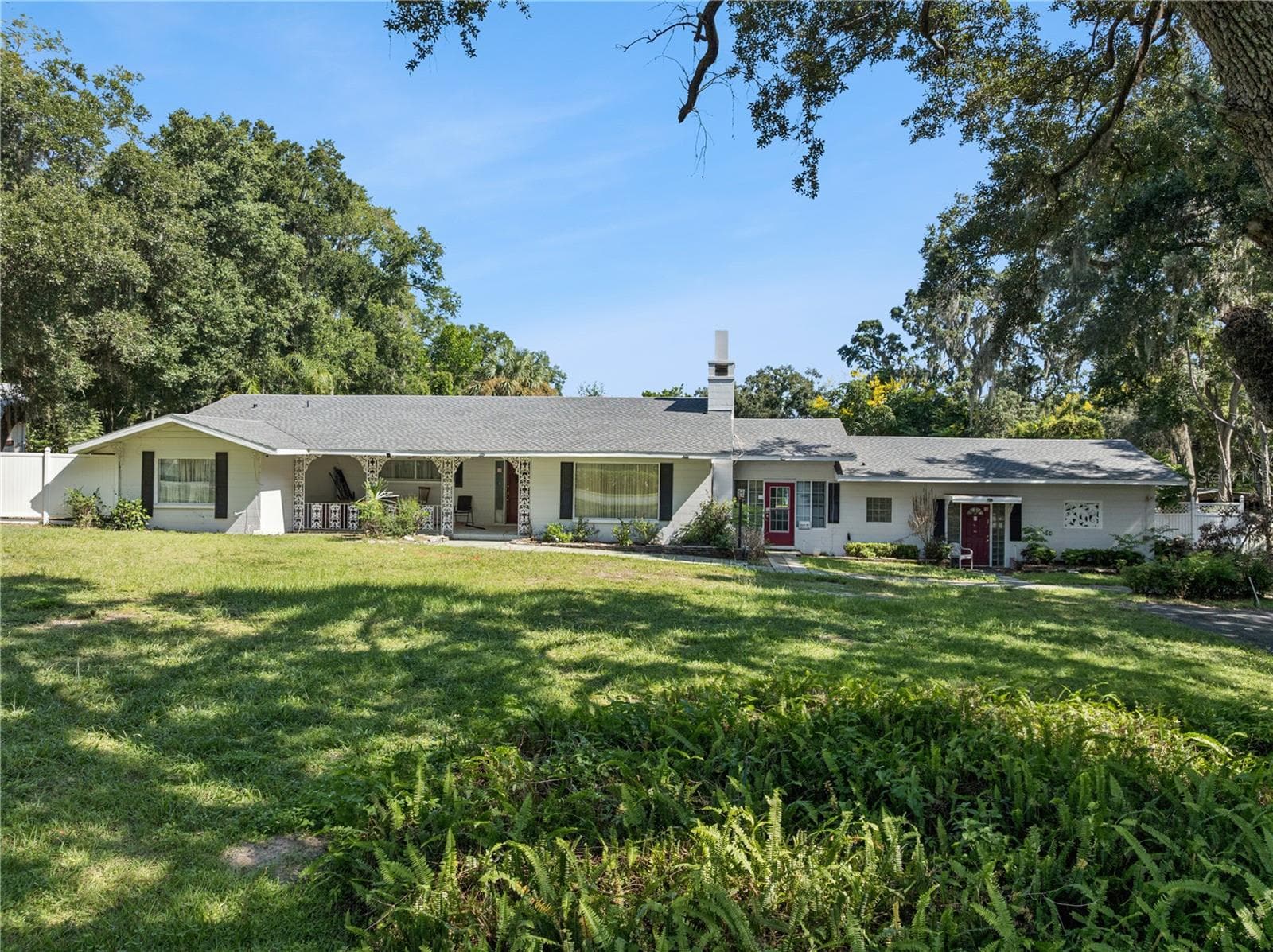 1505 E CROOKED LAKE DR