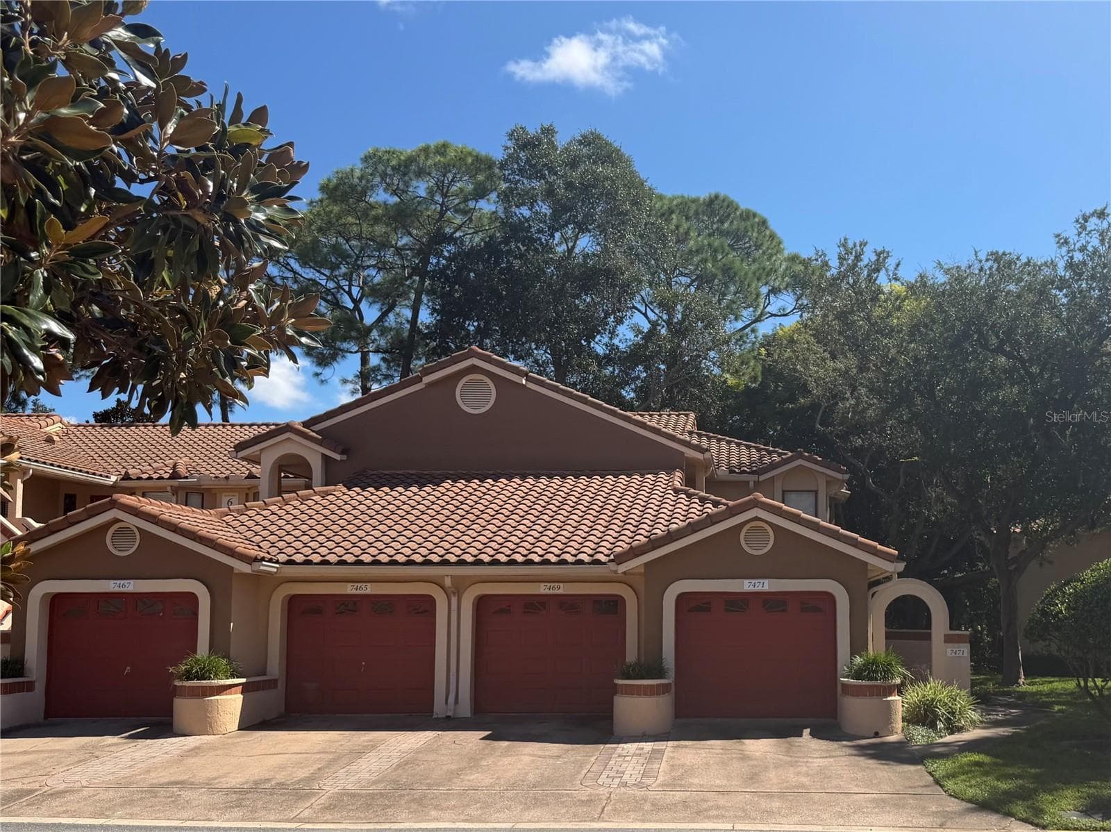 7471 SUGAR BEND DR #7471
