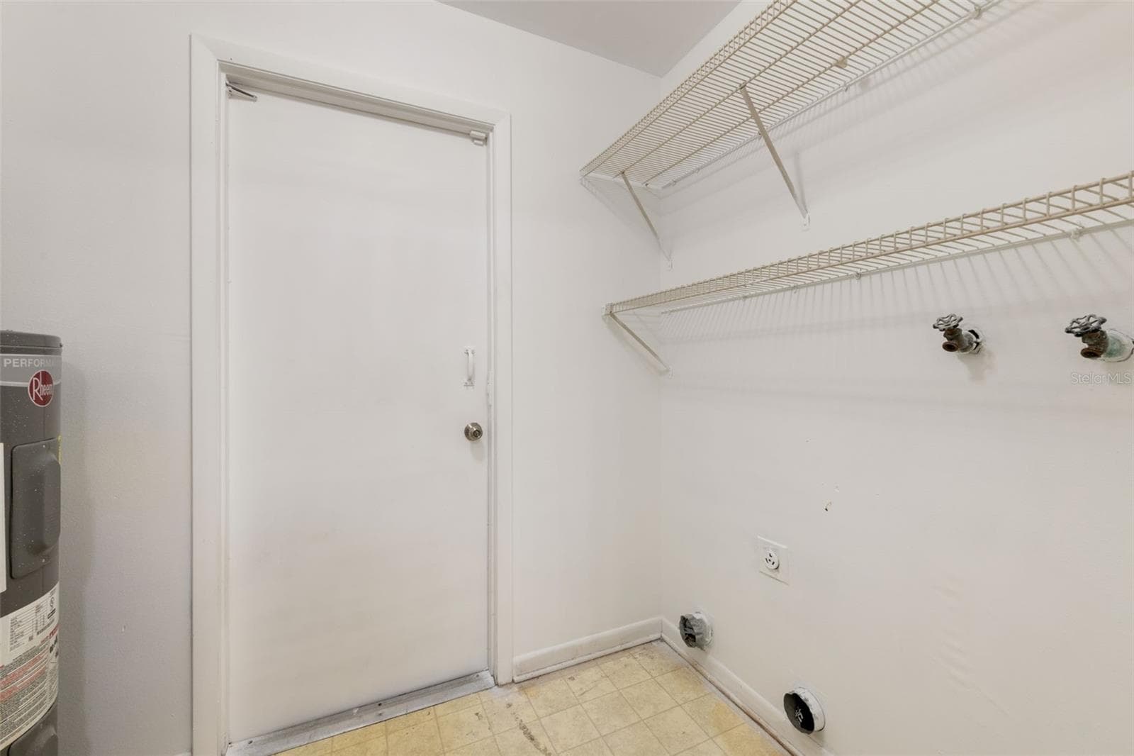 Laundry - 12601 EDDINGTON RD, SPRING HILL