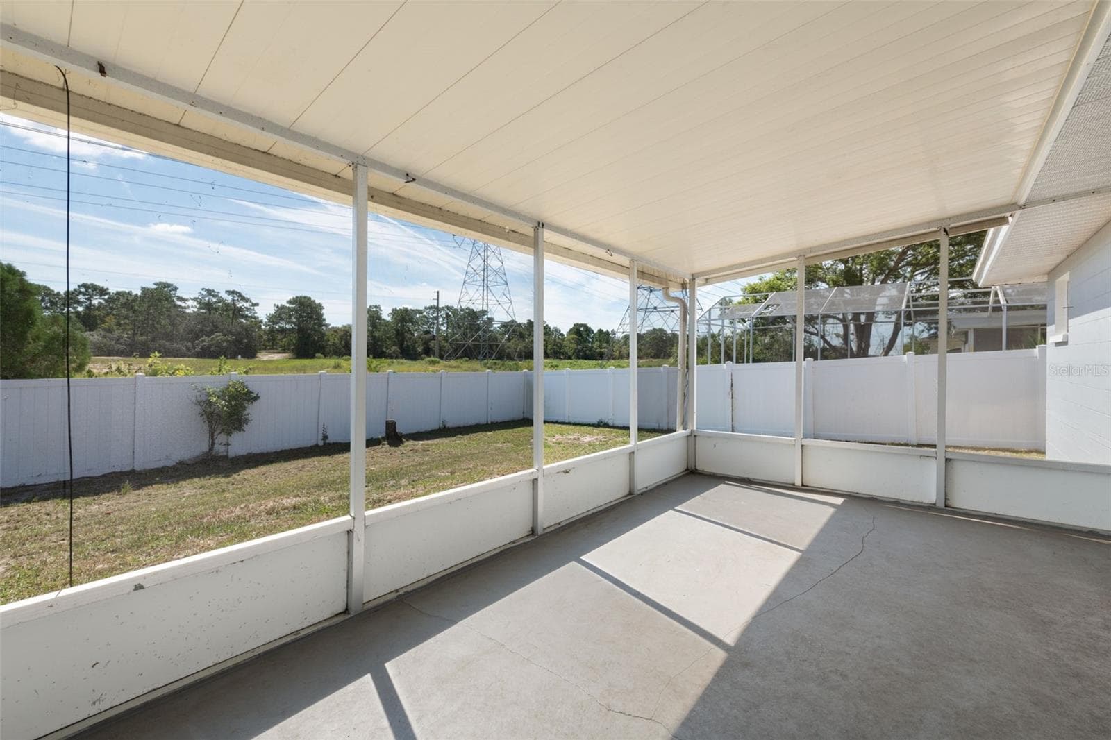 Single Family Residence at 12601 EDDINGTON RD, SPRING HILL, photo 22 of 28