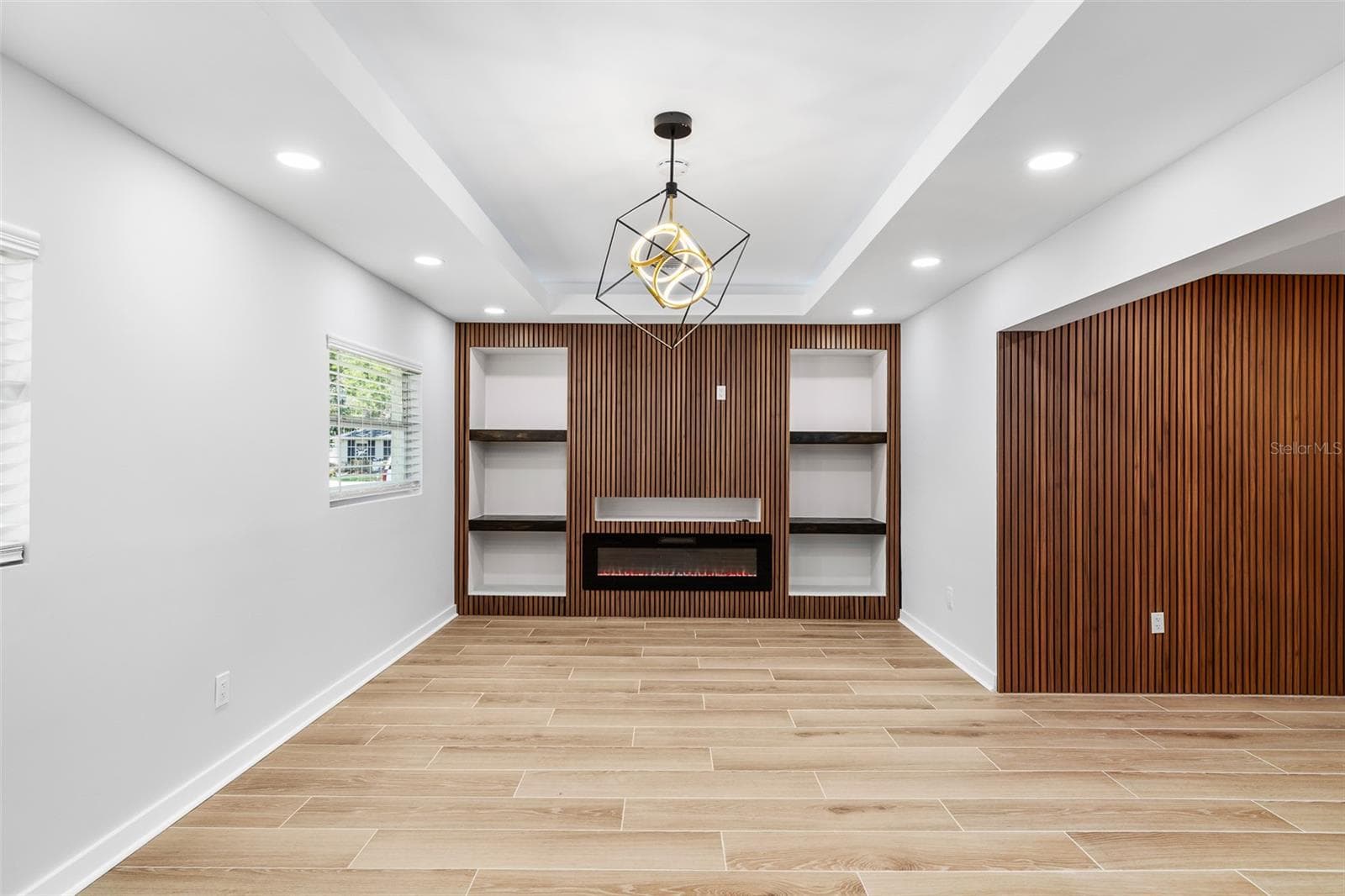 Single Family Residence at 2306 S SAN JOSE CIR, TAMPA, photo 16 of 51