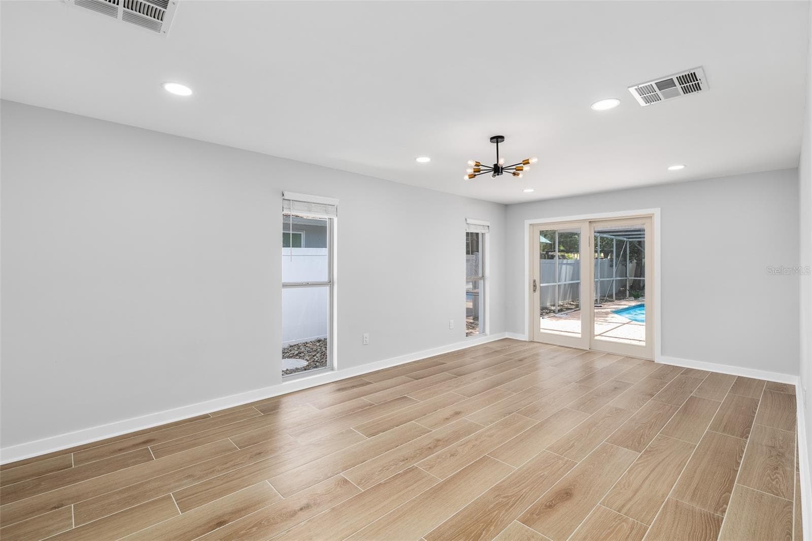 Single Family Residence at 2306 S SAN JOSE CIR, TAMPA, photo 18 of 51
