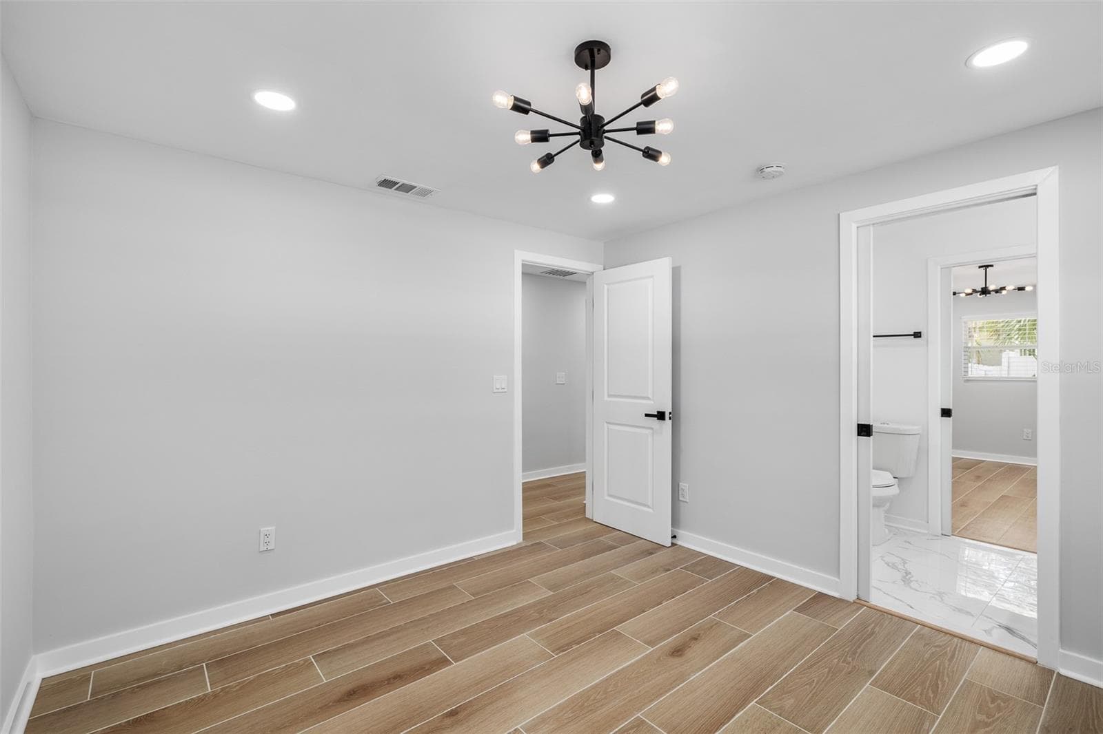 Single Family Residence at 2306 S SAN JOSE CIR, TAMPA, photo 24 of 51