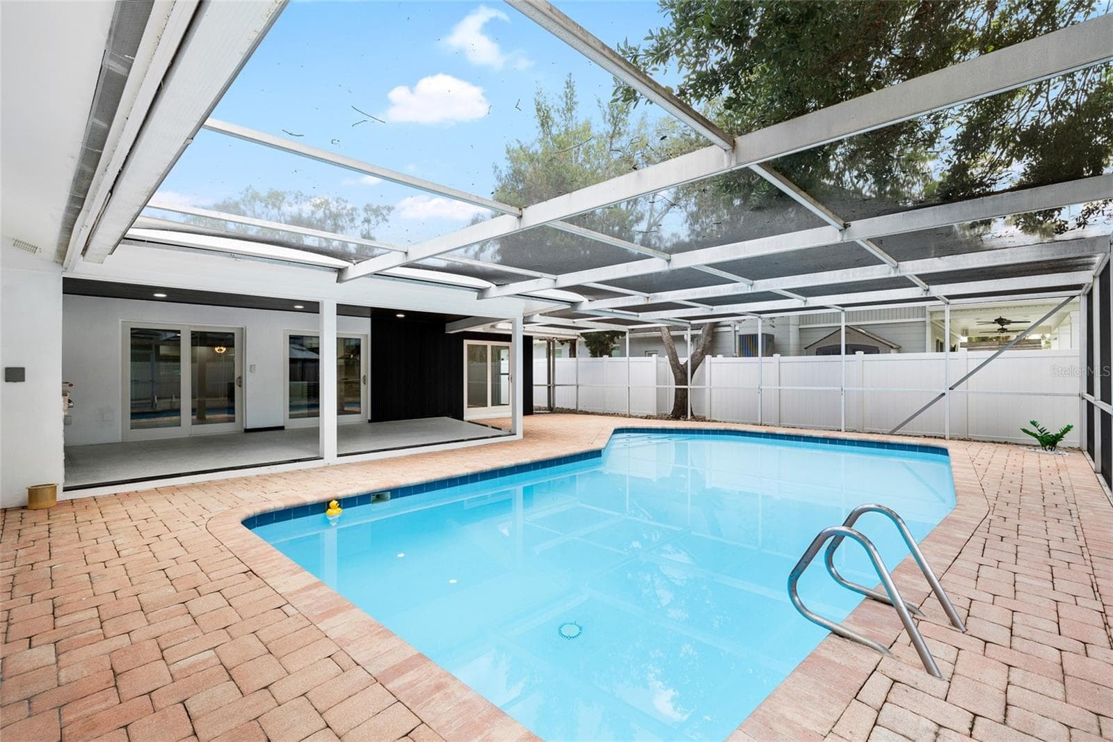 Single Family Residence at 2306 S SAN JOSE CIR, TAMPA, photo 36 of 51