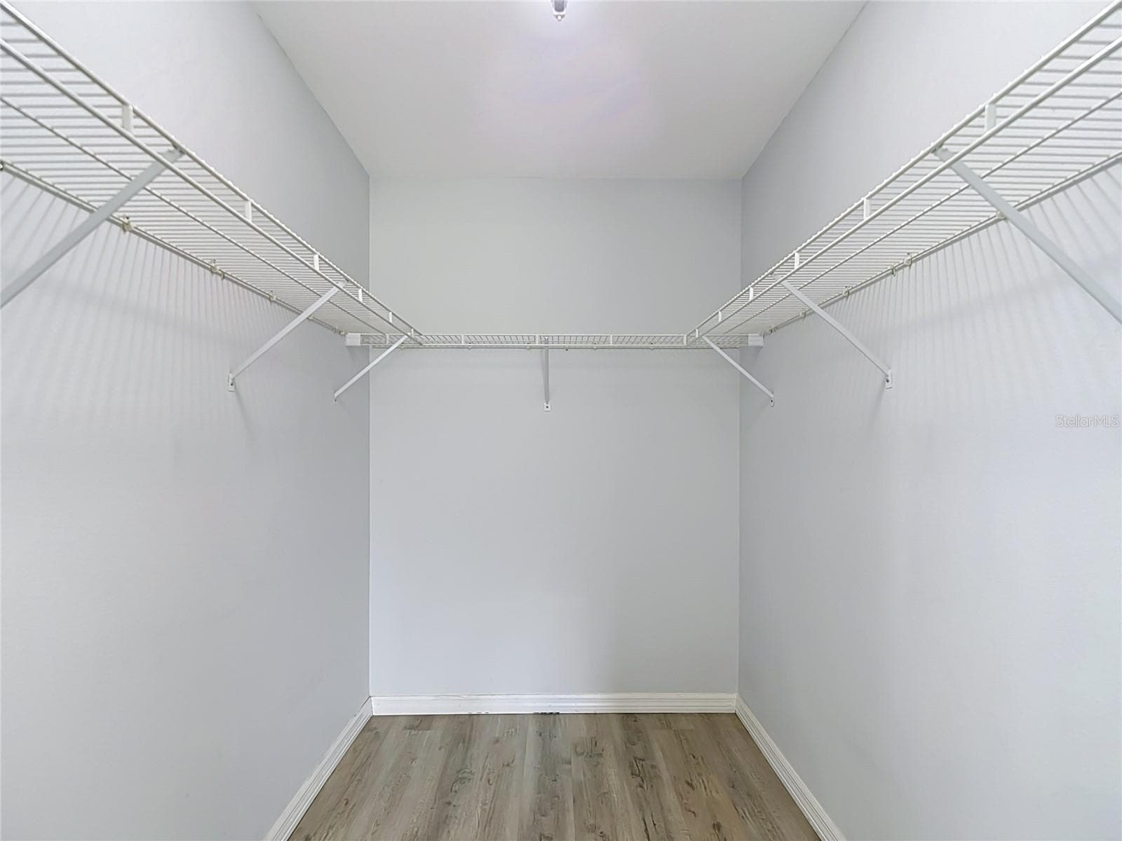 Single Family Residence at 12507 SHAFTON RD, SPRING HILL, photo 10 of 22