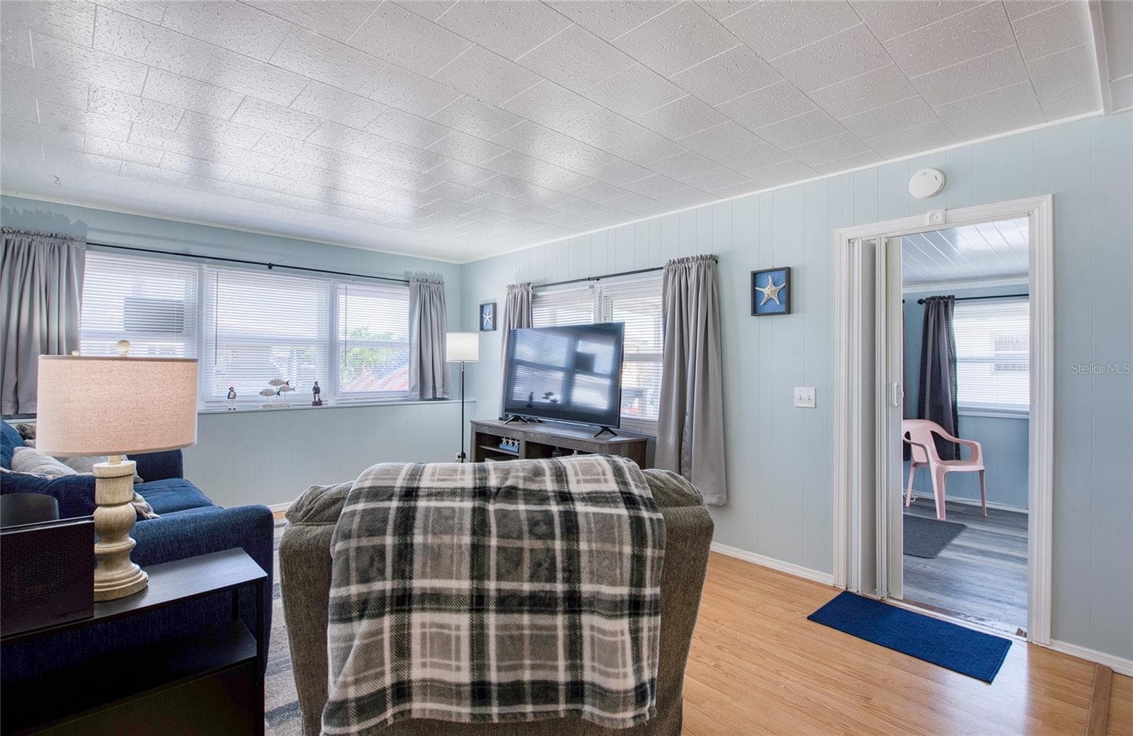 Living Room - 18675 US HIGHWAY 19 N #328, CLEARWATER