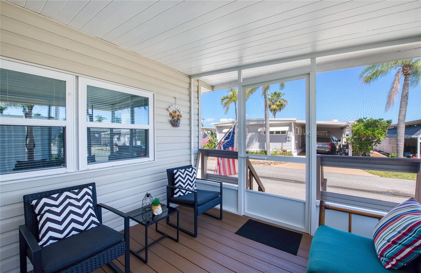Front Porch - 18675 US HIGHWAY 19 N #328, CLEARWATER