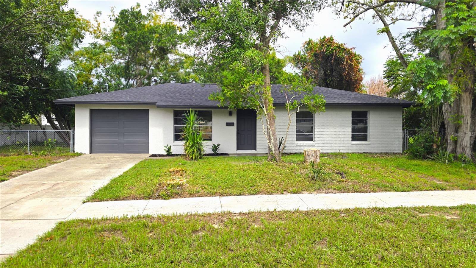 605 JAMESON DR
