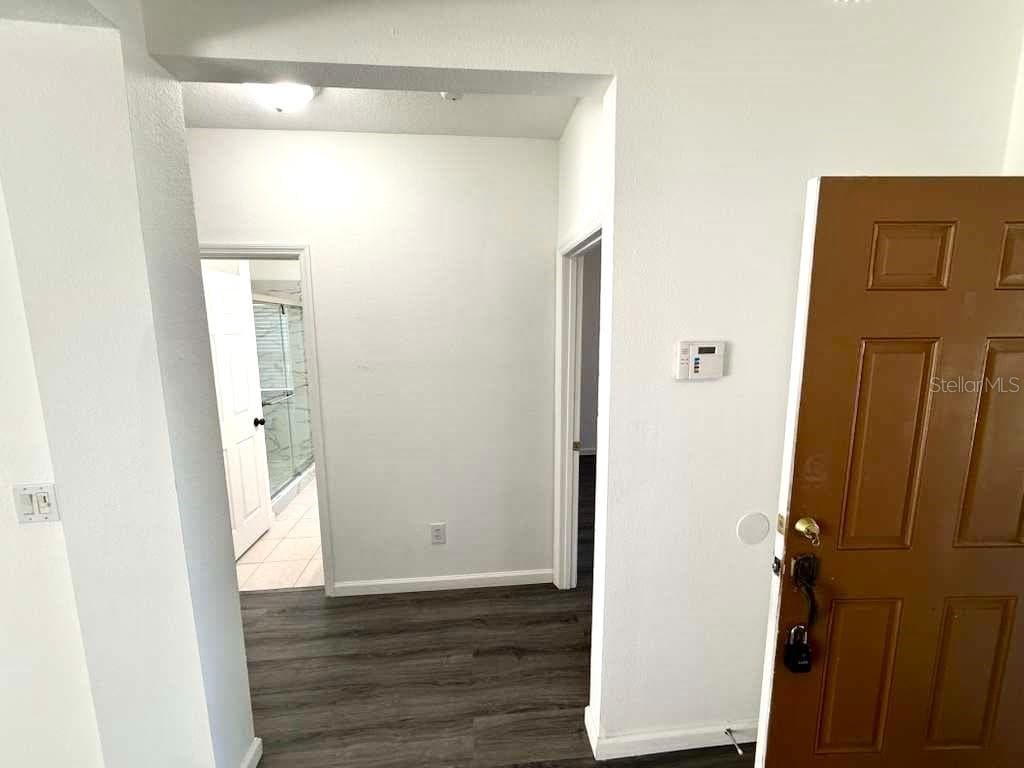 Single Family Residence at 14548 GRAND COVE DR, ORLANDO, photo 5 of 28