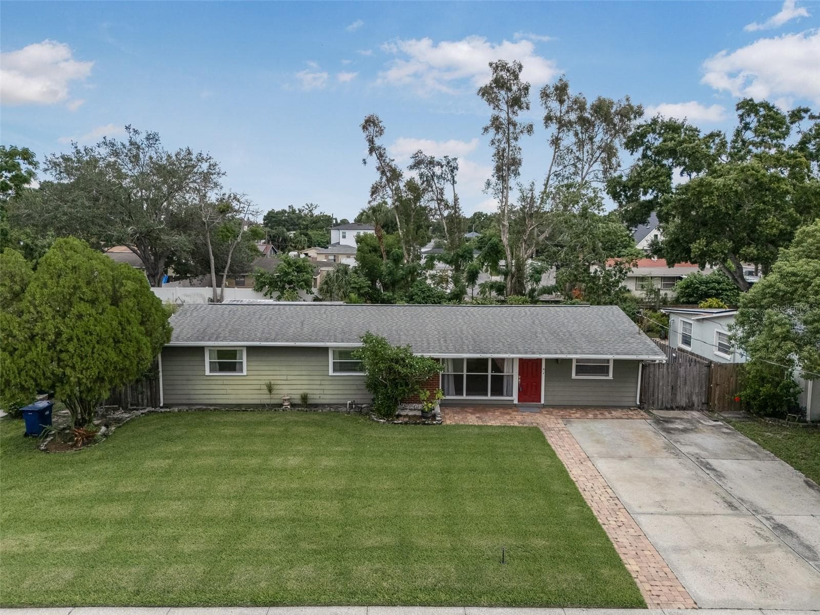 Single Family Residence at 3705 W TYSON AVE, TAMPA, photo 2 of 25