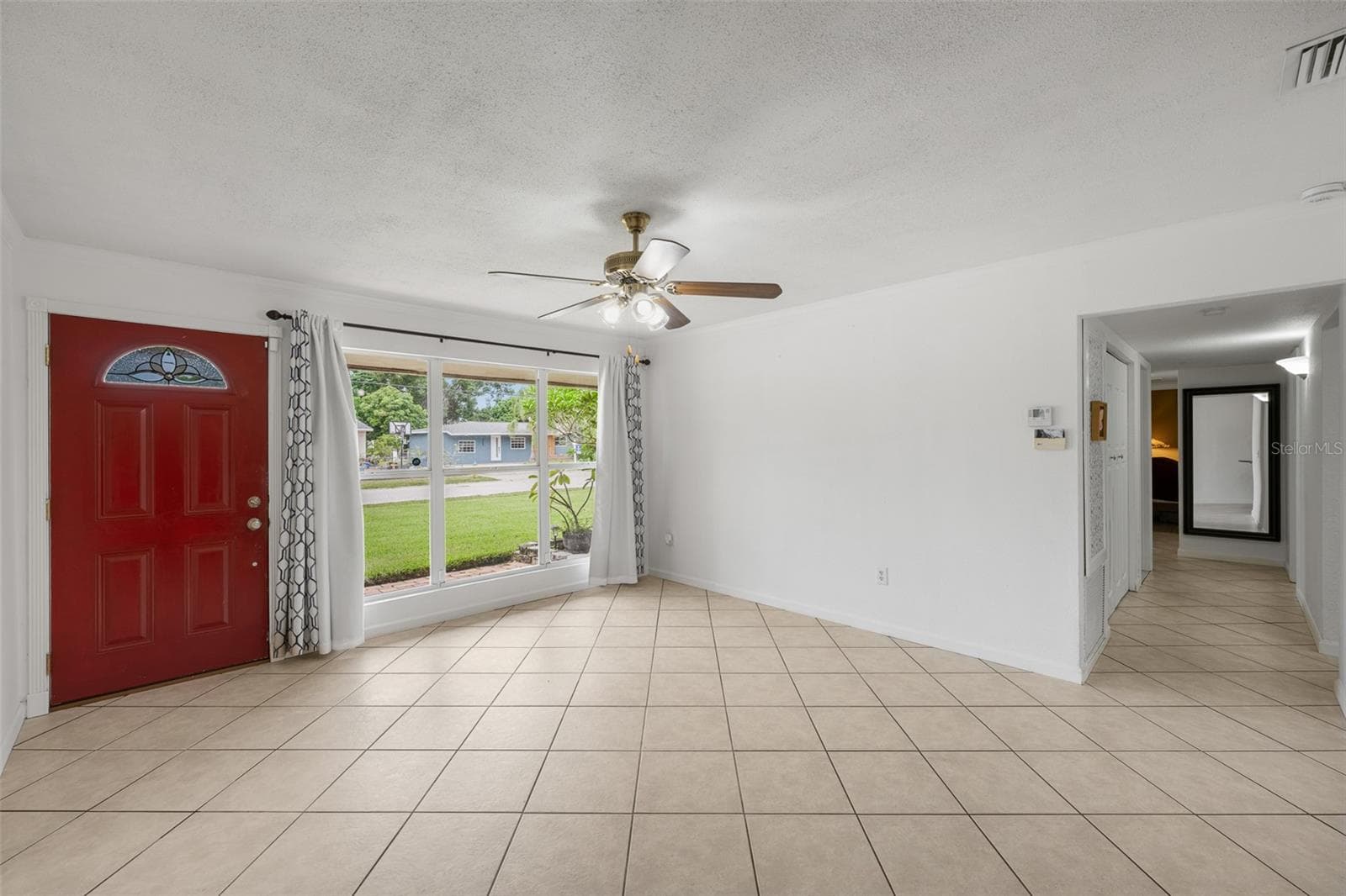 Single Family Residence at 3705 W TYSON AVE, TAMPA, photo 3 of 25