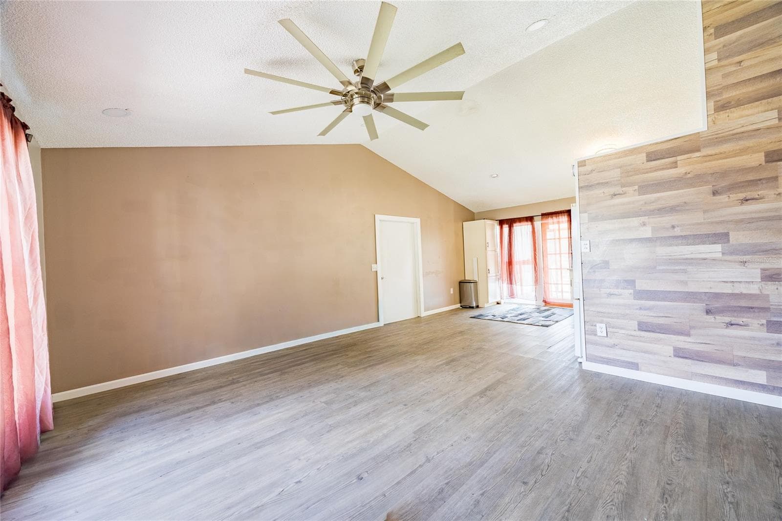 Single Family Residence at 7250 FULLERTON CT, NEW PORT RICHEY, photo 6 of 20