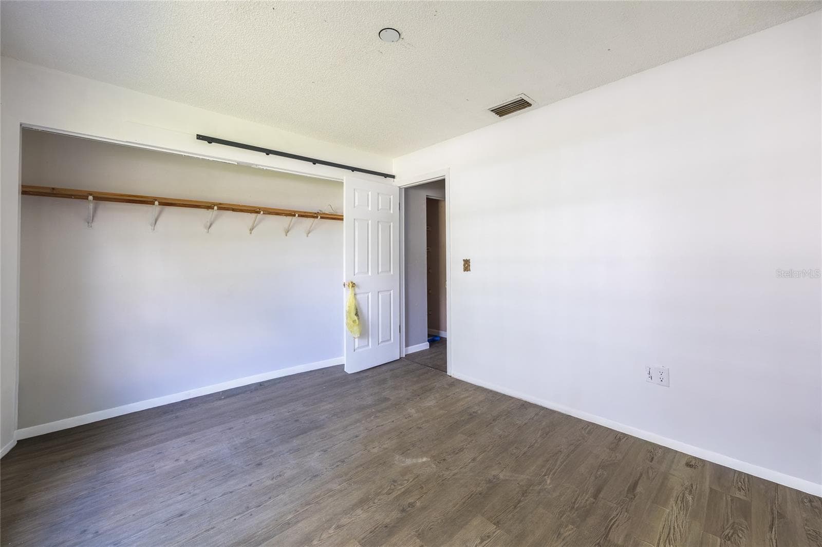 Single Family Residence at 7250 FULLERTON CT, NEW PORT RICHEY, photo 12 of 20