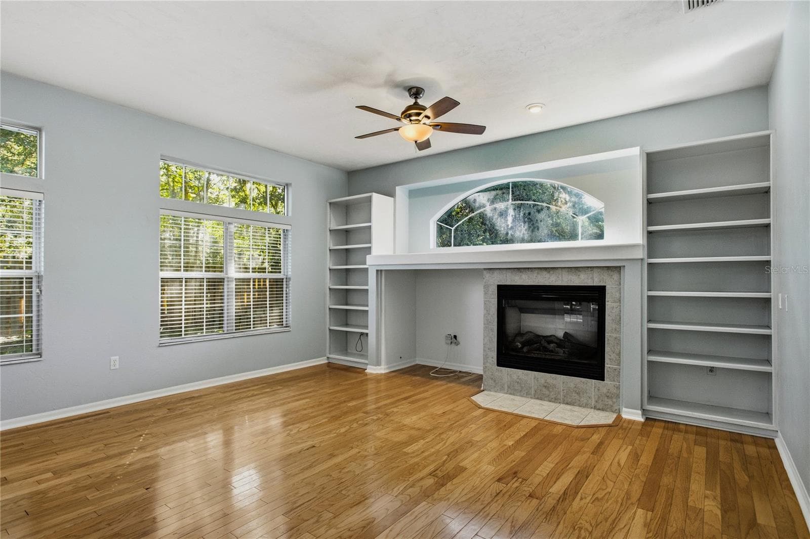 Single Family Residence at 915 SW 86TH WAY, GAINESVILLE, photo 27 of 55