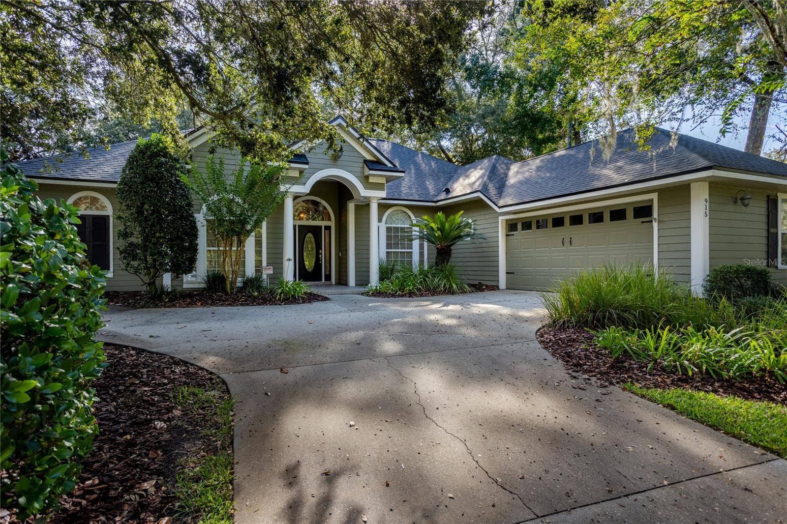 Single Family Residence at 915 SW 86TH WAY, GAINESVILLE, photo 10 of 55