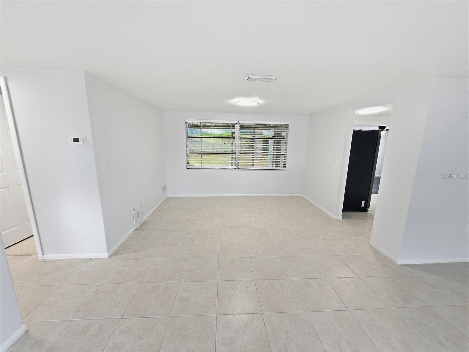 Single Family Residence at 4208 CANTERBERRY DR, HOLIDAY, photo 7 of 33