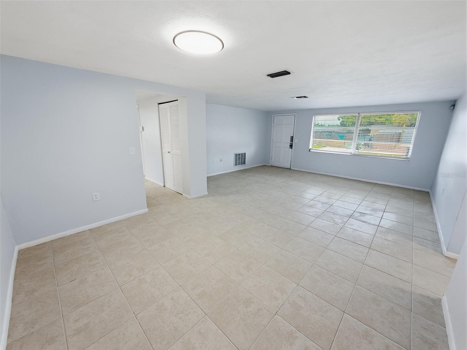 Single Family Residence at 4208 CANTERBERRY DR, HOLIDAY, photo 8 of 33