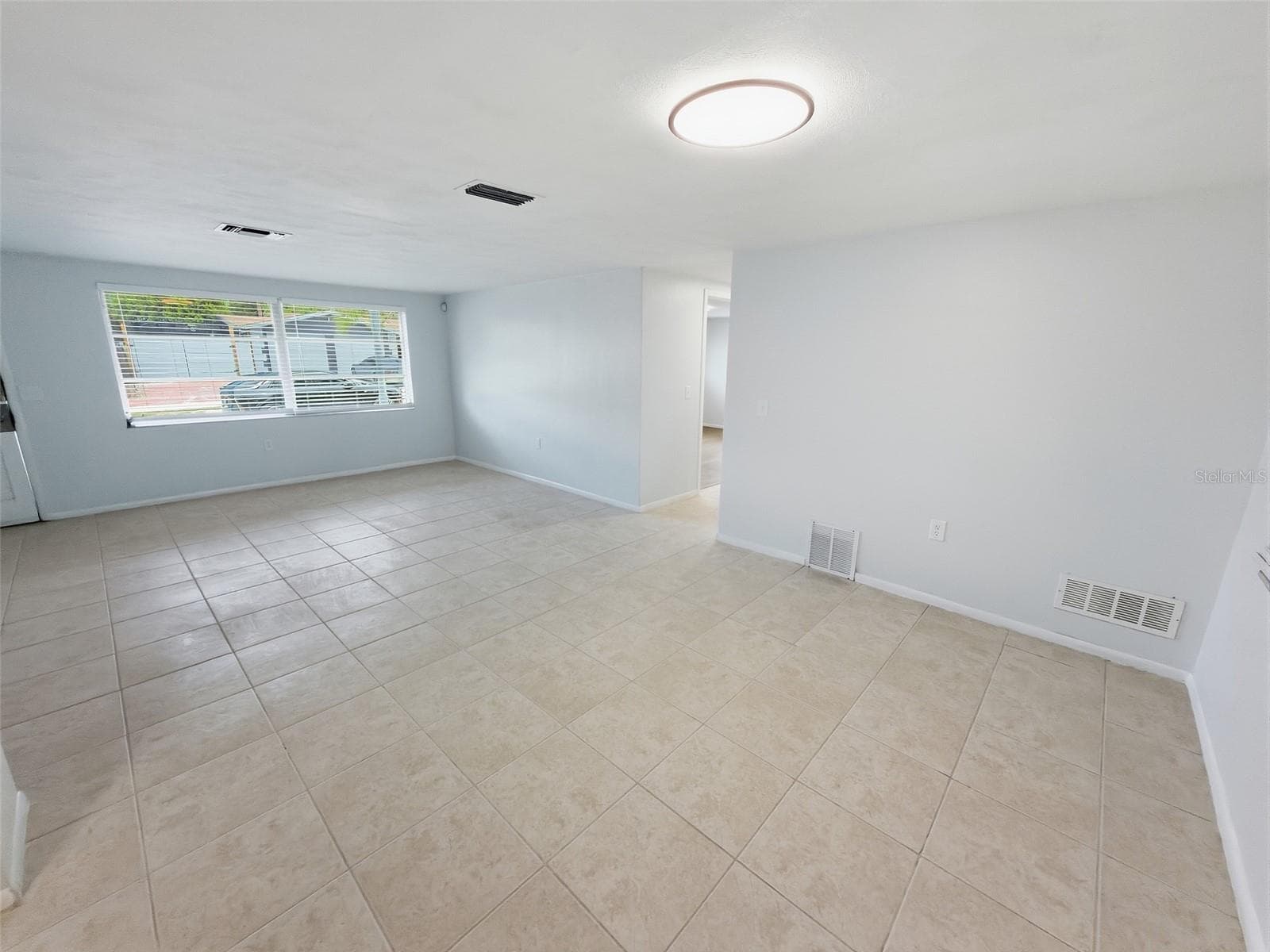 Single Family Residence at 4208 CANTERBERRY DR, HOLIDAY, photo 9 of 33