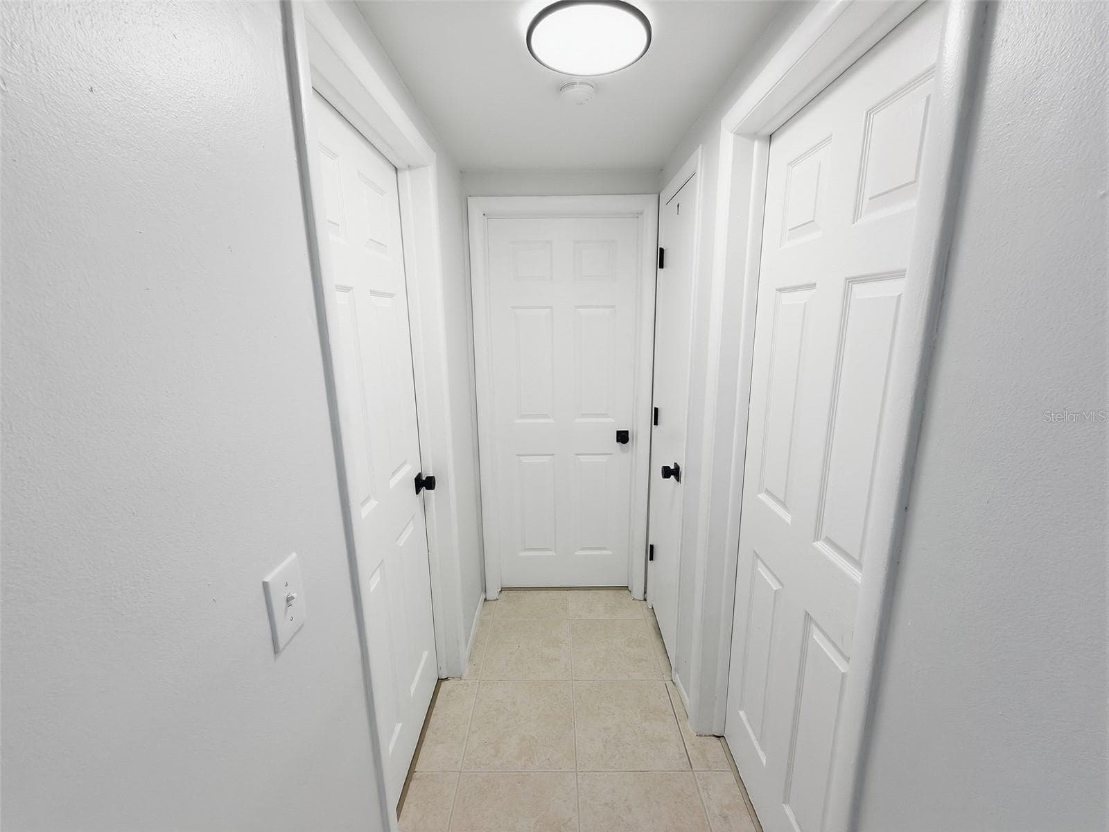 Single Family Residence at 4208 CANTERBERRY DR, HOLIDAY, photo 10 of 33