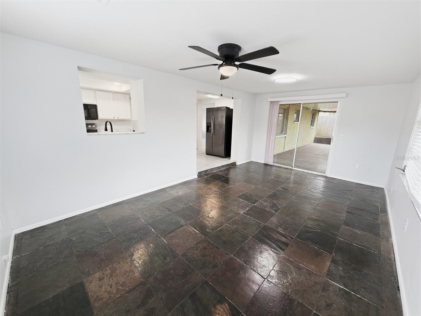 Single Family Residence at 4208 CANTERBERRY DR, HOLIDAY, photo 22 of 33