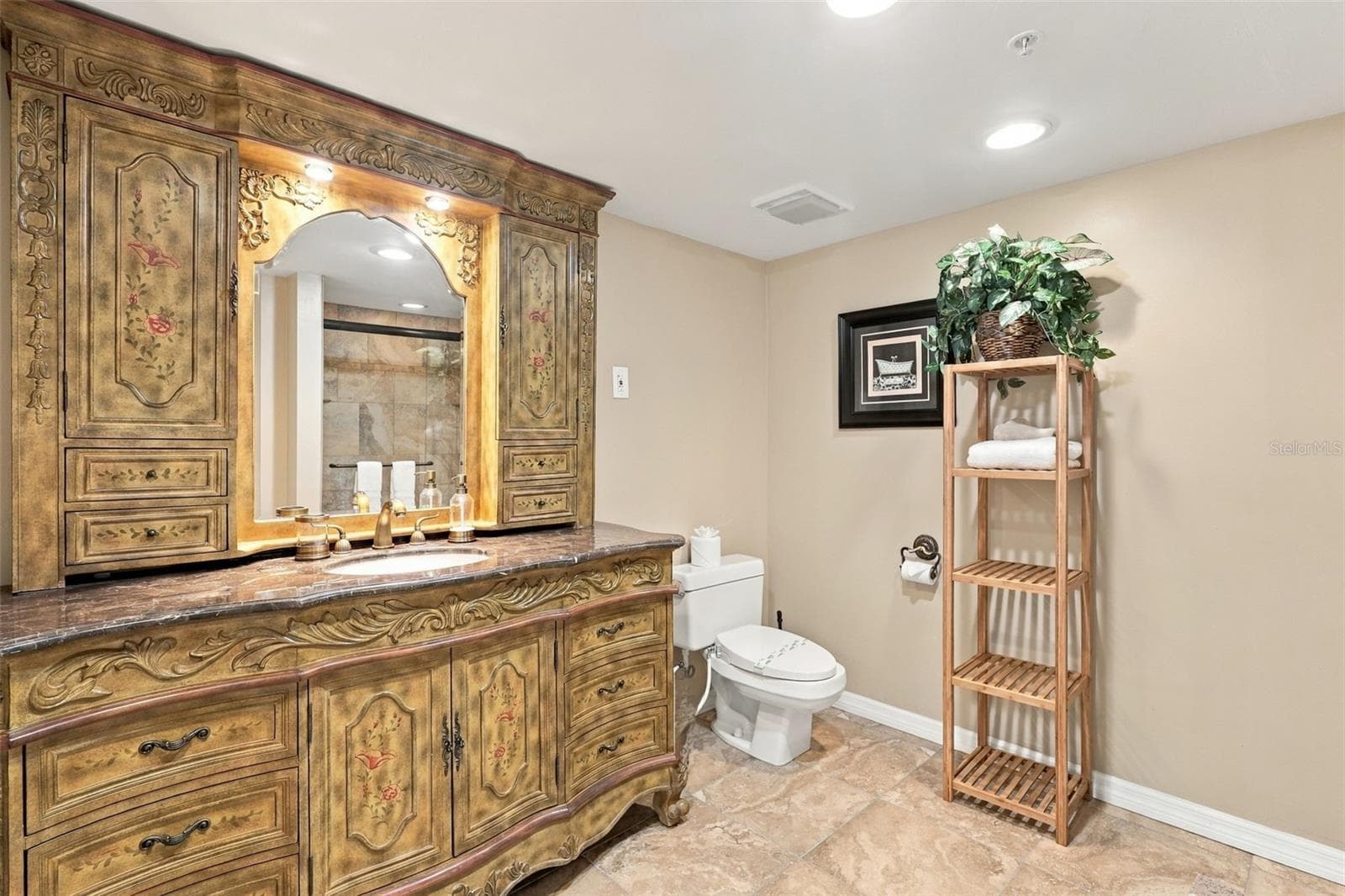 Custom built vanity - 3 OCEANS WEST BLVD #7D7, DAYTONA BEACH SHORES