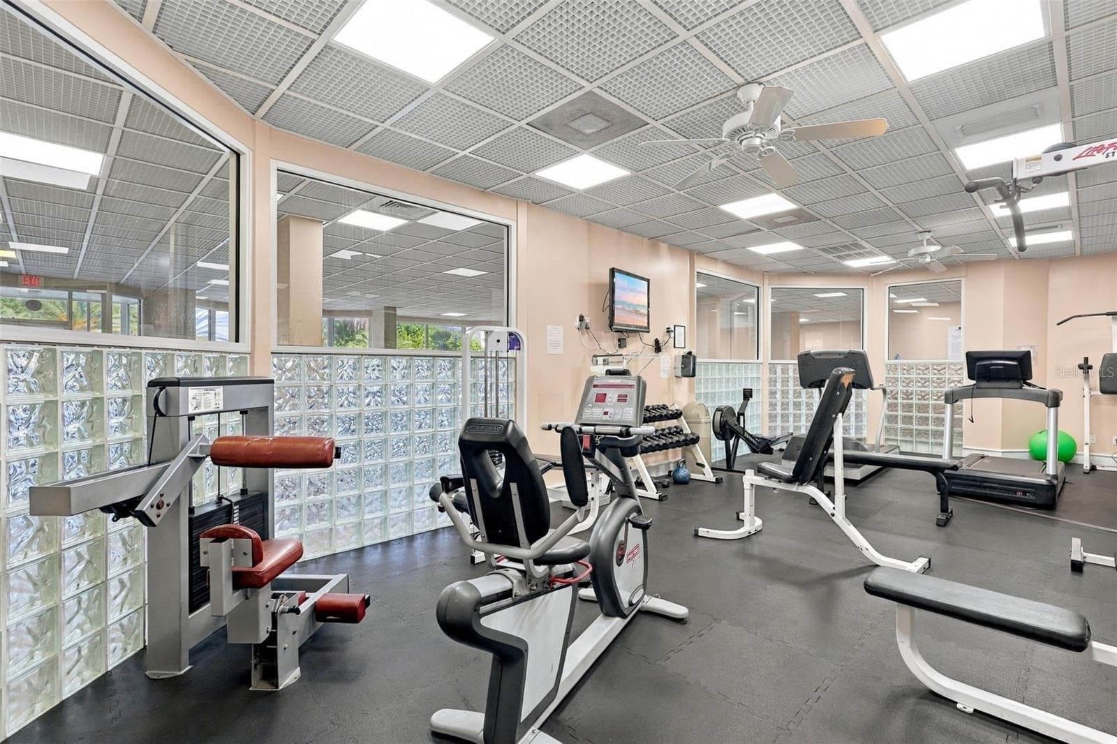 Fitness Center - 3 OCEANS WEST BLVD #7D7, DAYTONA BEACH SHORES