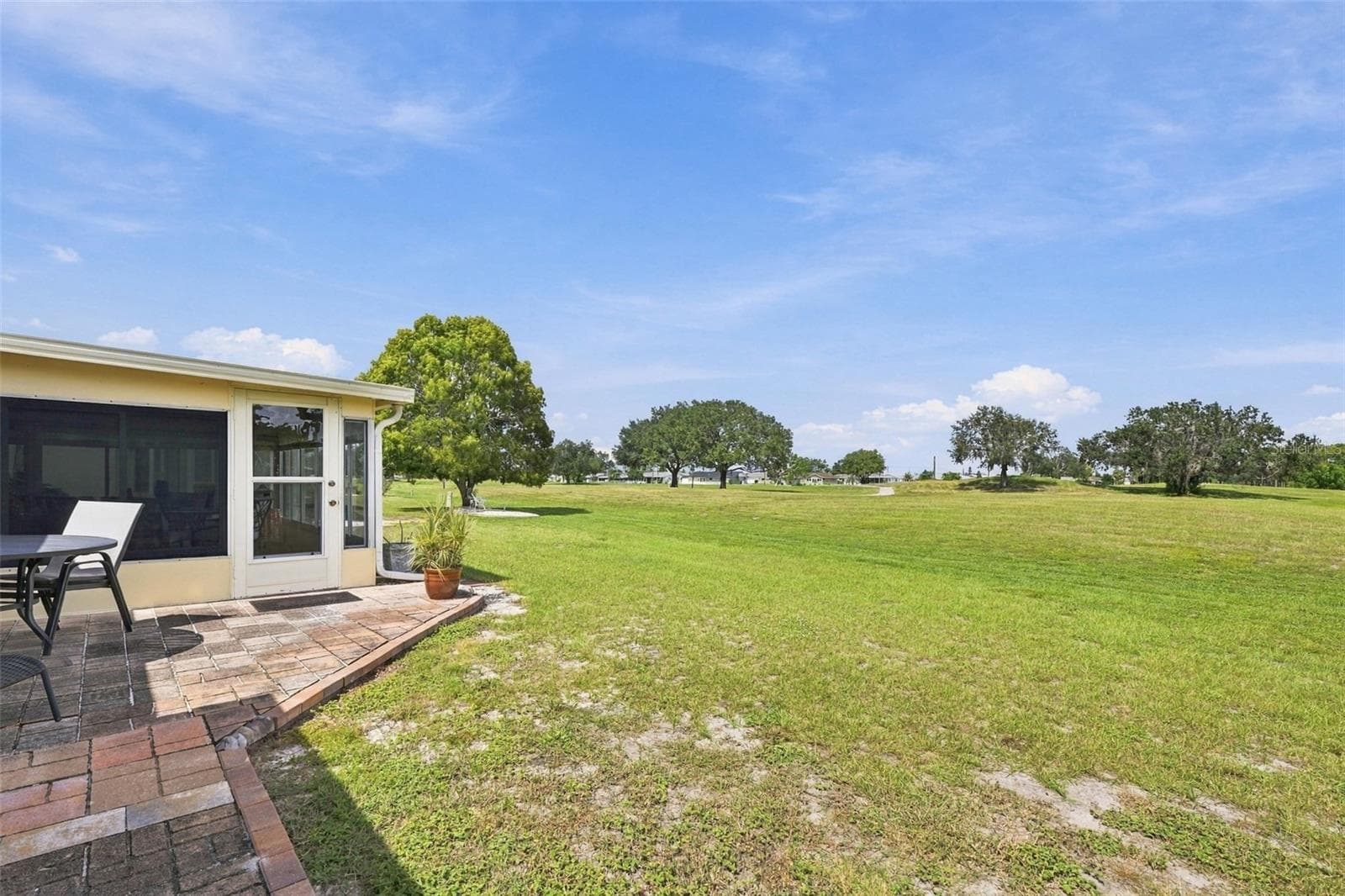With privacy like this, you can really enjoy the space and appreciate the view. - 215 GENET CT, SUN CITY CENTER