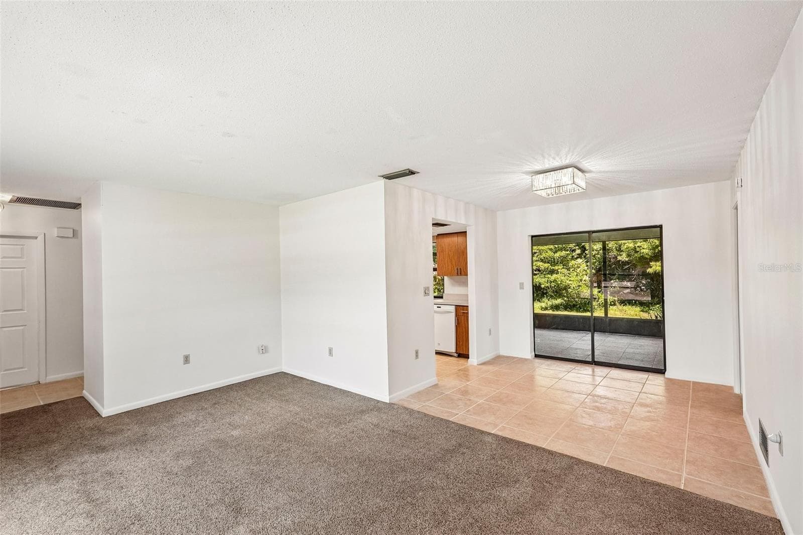 Single Family Residence at 21286 GIDDINGS AVE, PORT CHARLOTTE, photo 6 of 34