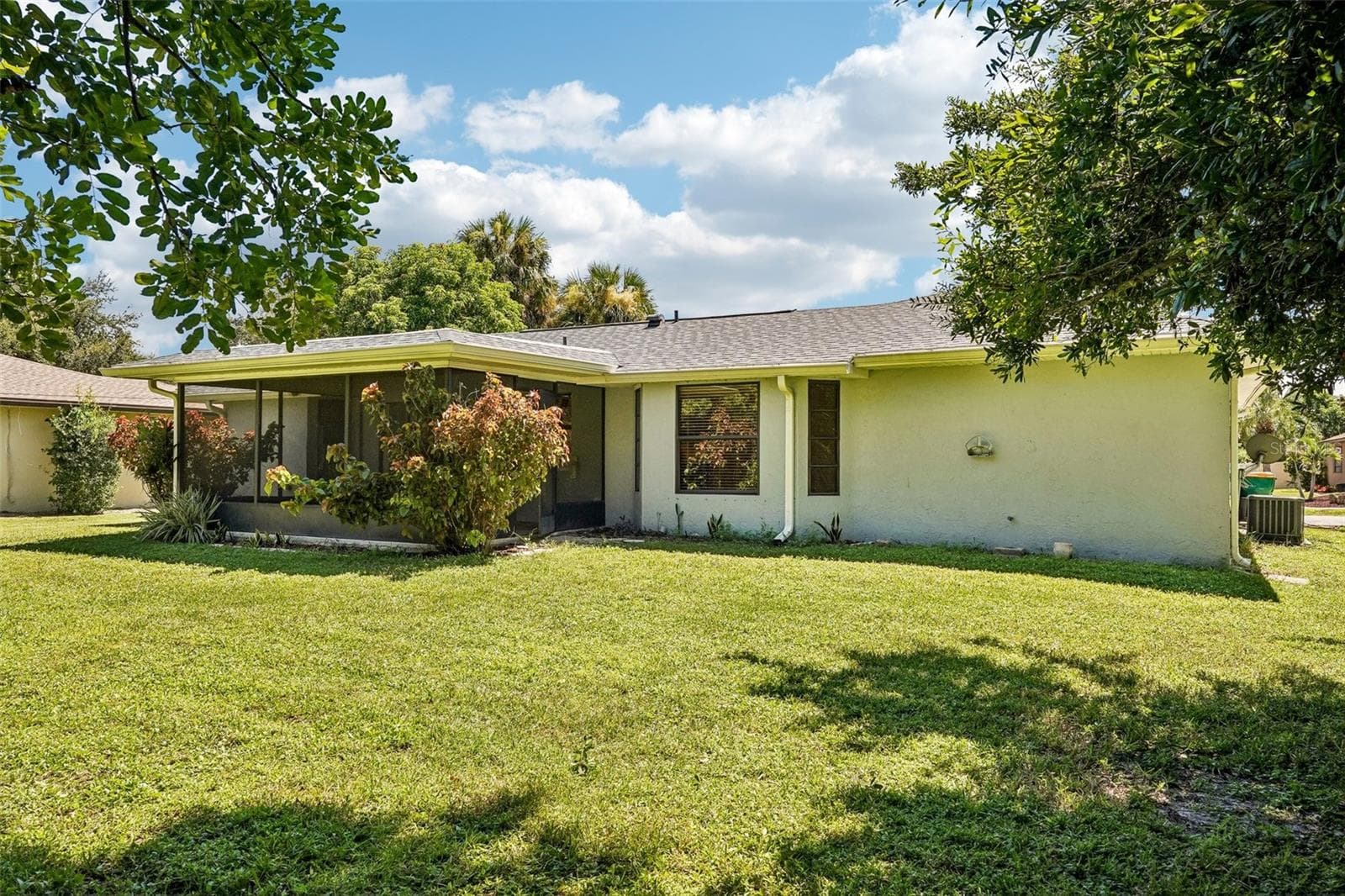 Single Family Residence at 21286 GIDDINGS AVE, PORT CHARLOTTE, photo 27 of 34