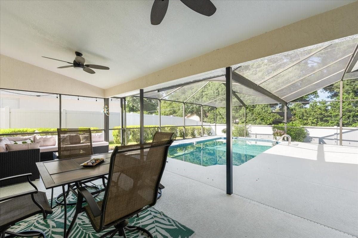 Screened Porch and Pool - 2656 SADDLEWOOD LN, PALM HARBOR