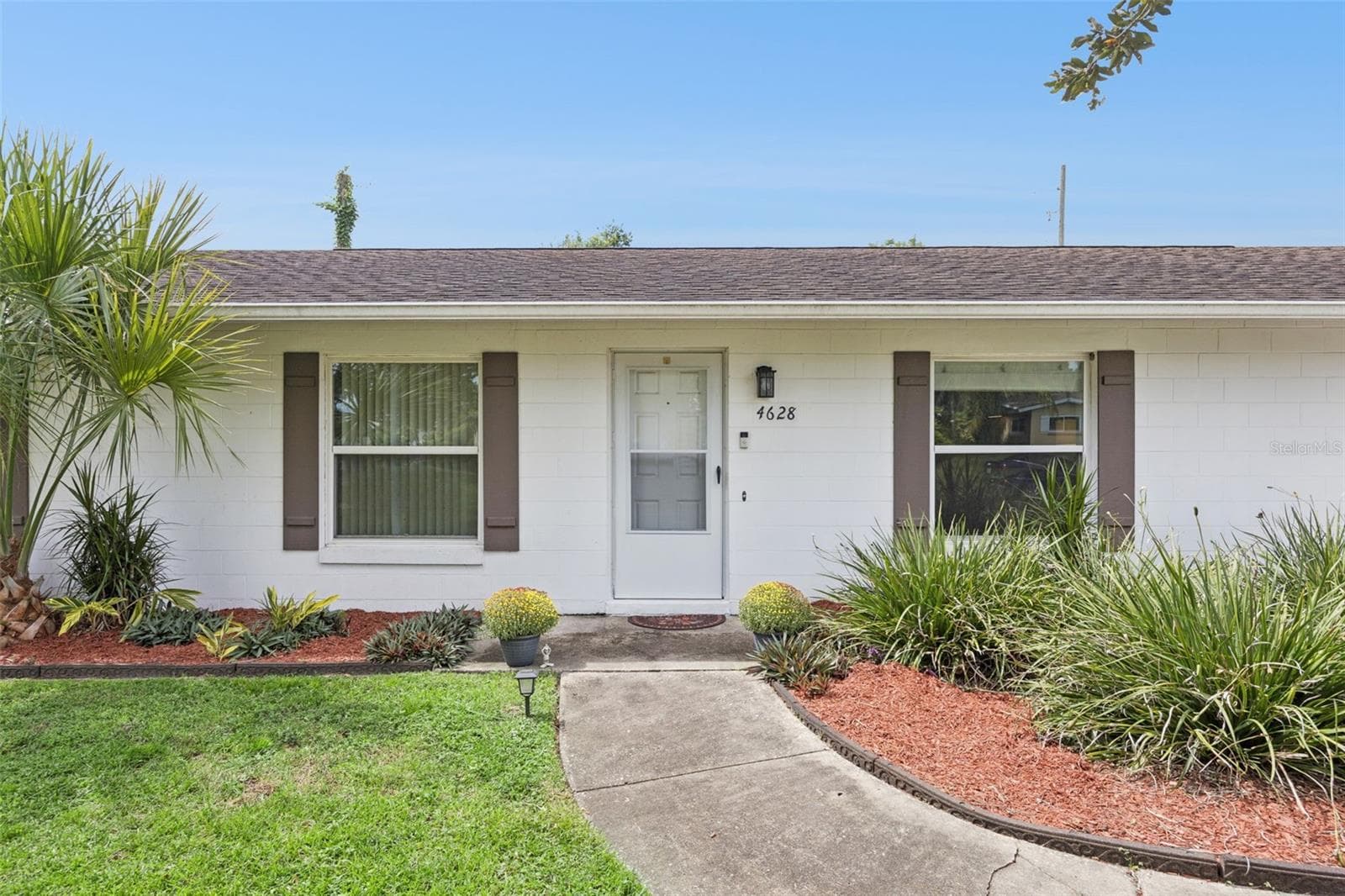 Single Family Residence at 4628 S SHORE RD, ORLANDO, photo 3 of 57