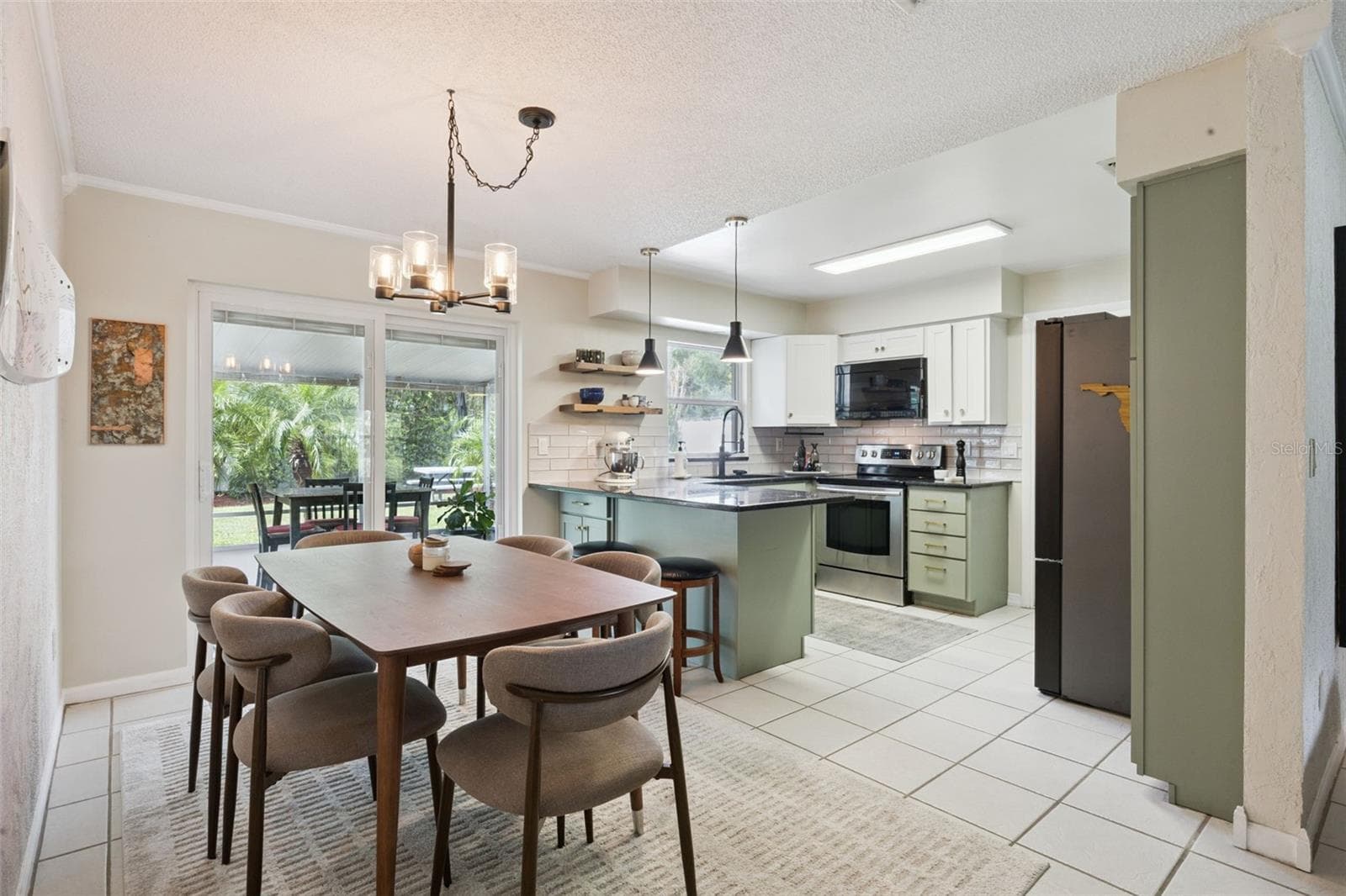 Single Family Residence at 4628 S SHORE RD, ORLANDO, photo 14 of 57
