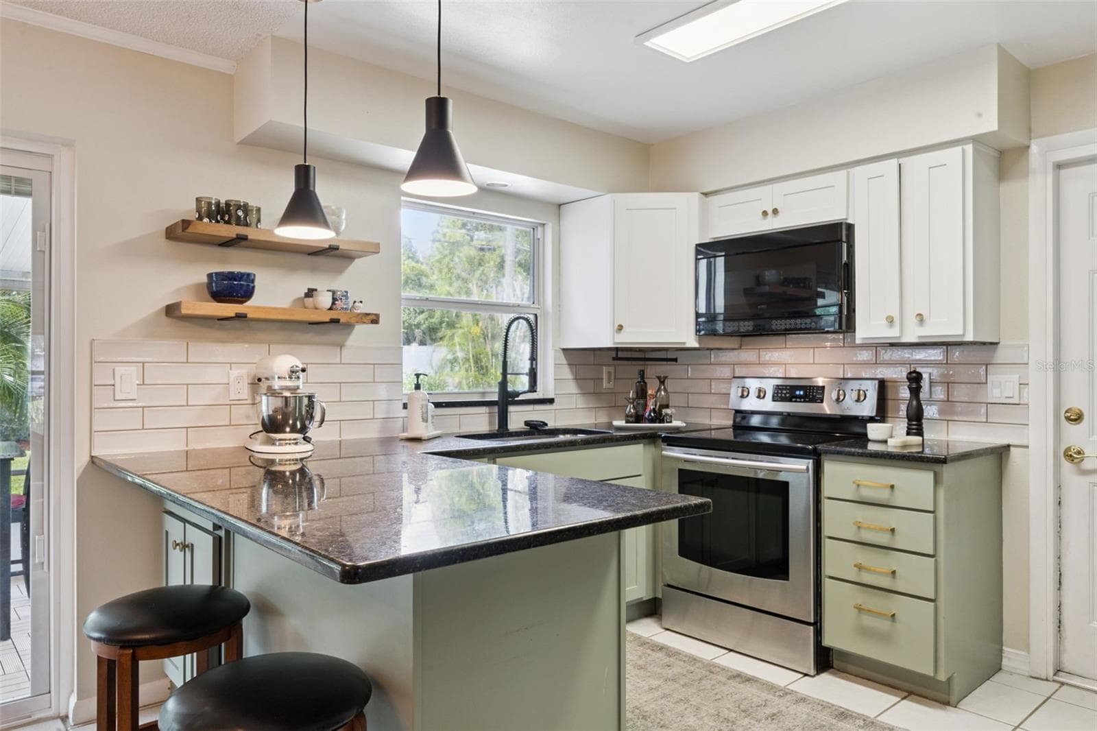 Single Family Residence at 4628 S SHORE RD, ORLANDO, photo 21 of 57
