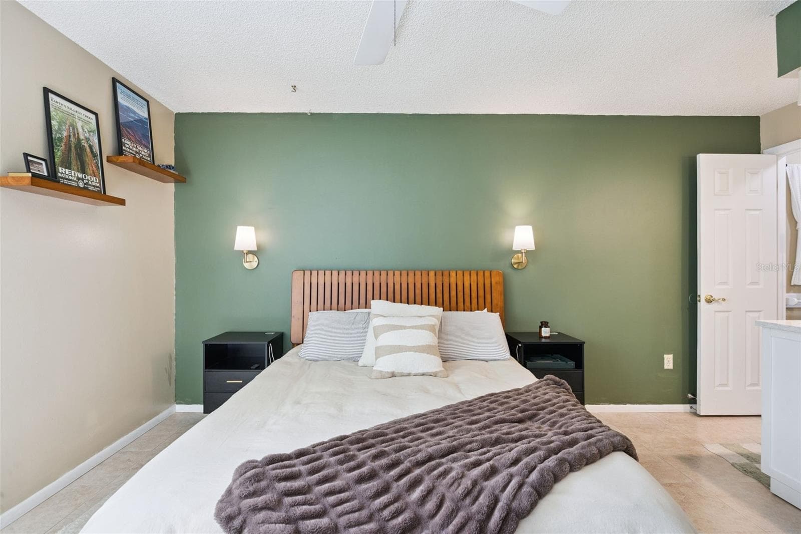Primary room - 4628 S SHORE RD, ORLANDO