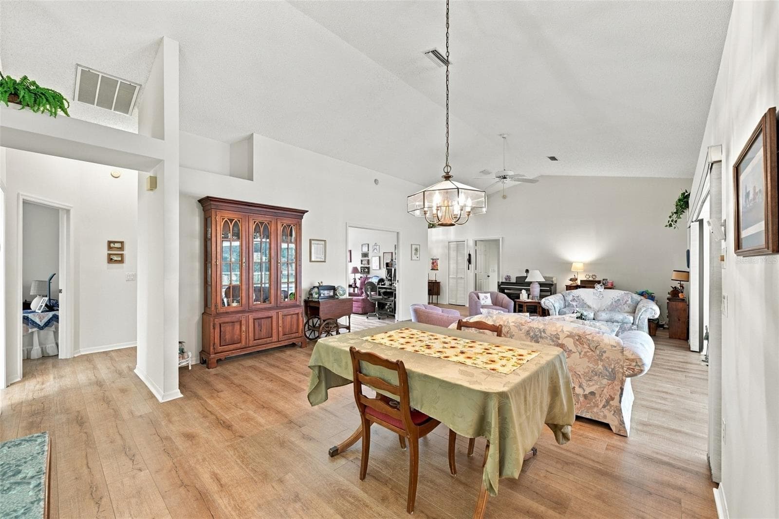 Dining Area - 8657 CYPRESS LAKES BLVD, NEW PORT RICHEY