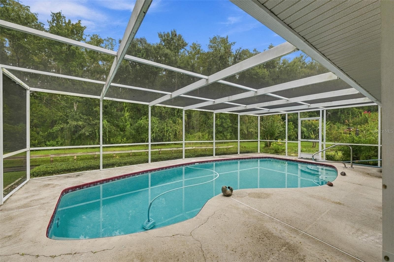 Pool area - 8657 CYPRESS LAKES BLVD, NEW PORT RICHEY