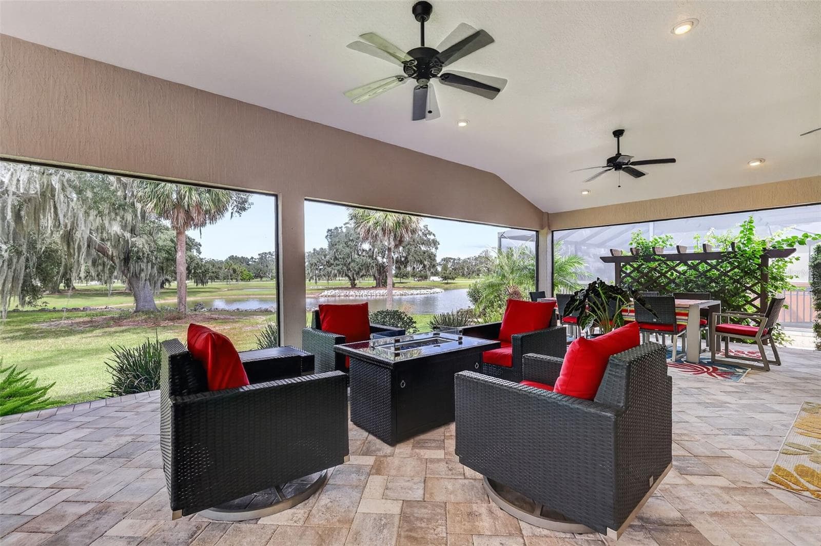 Firepit area - 2741 DUNHAM DR, THE VILLAGES