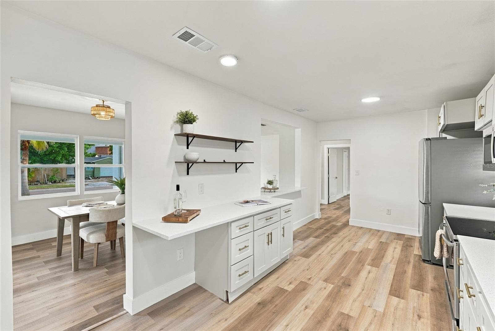 Kitchen - 8474 TOBAY RD N, ST PETERSBURG