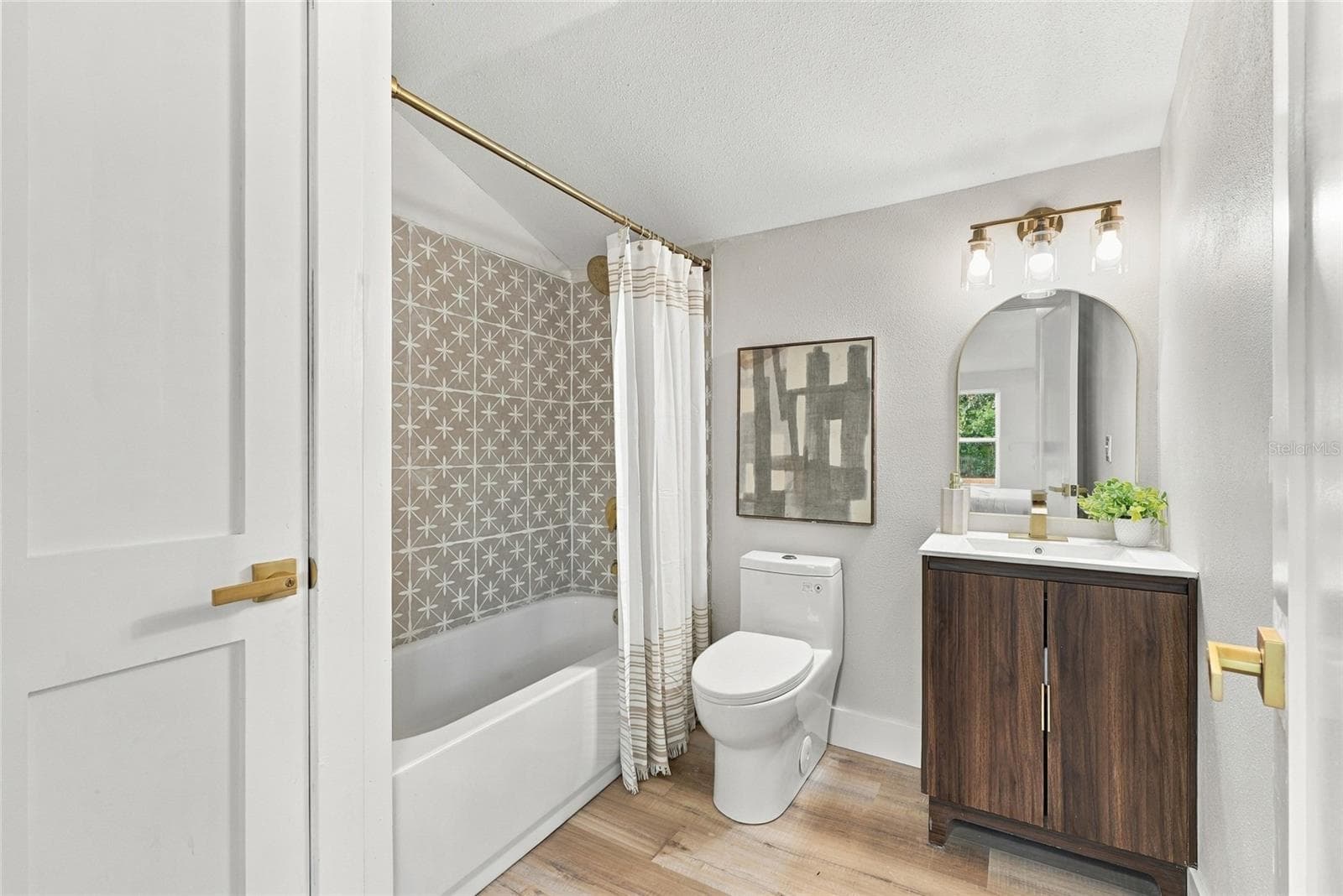 Primary En Suite - 8474 TOBAY RD N, ST PETERSBURG