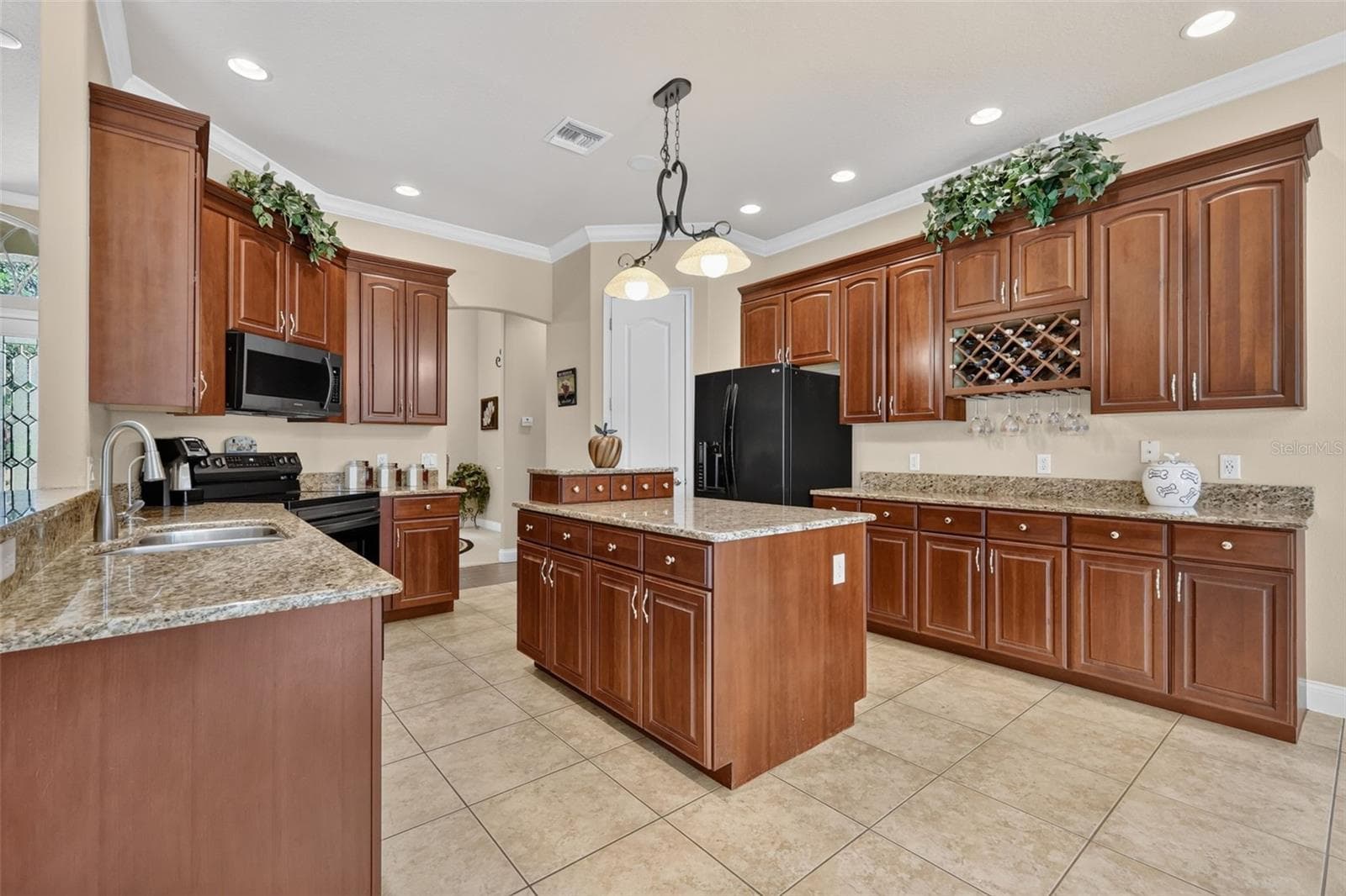 Single Family Residence at 6053 SPINNAKER LOOP, LADY LAKE, photo 25 of 53