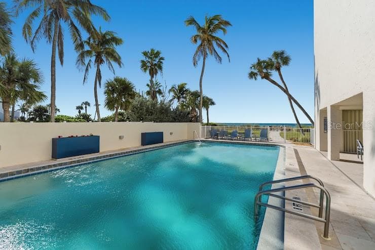 Condominium at 4485 GULF OF MEXICO DR #402, LONGBOAT KEY, photo 16 of 51