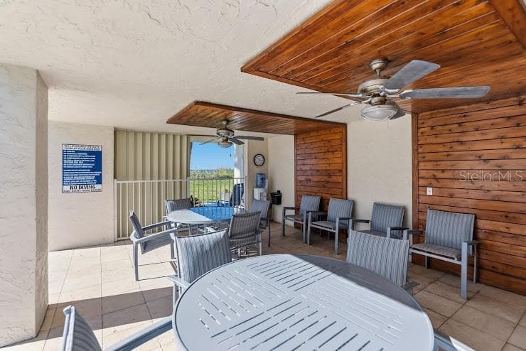 Condominium at 4485 GULF OF MEXICO DR #402, LONGBOAT KEY, photo 17 of 51