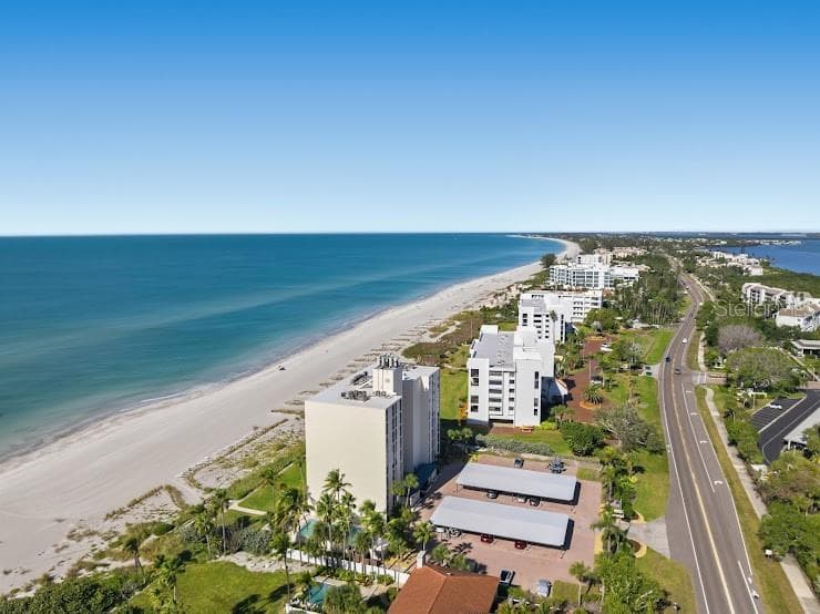 Condominium at 4485 GULF OF MEXICO DR #402, LONGBOAT KEY, photo 26 of 51